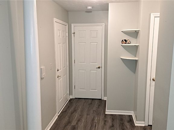 4th image of 6635 Washington Cir