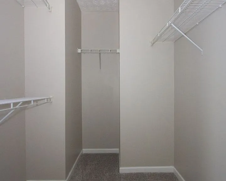 3292 Shady Valley Ct — Photo 34