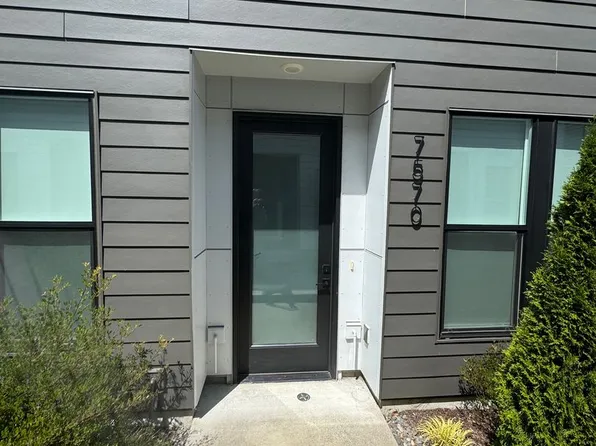 Emerald Townhomes