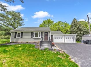11900 Parker Rd, East Aurora, NY 14052