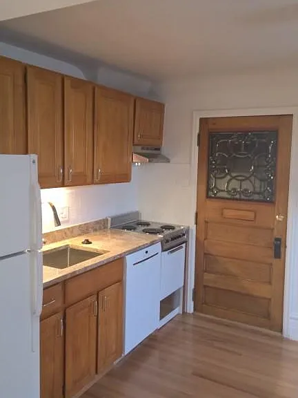 1124 Vine St #C — Photo 15