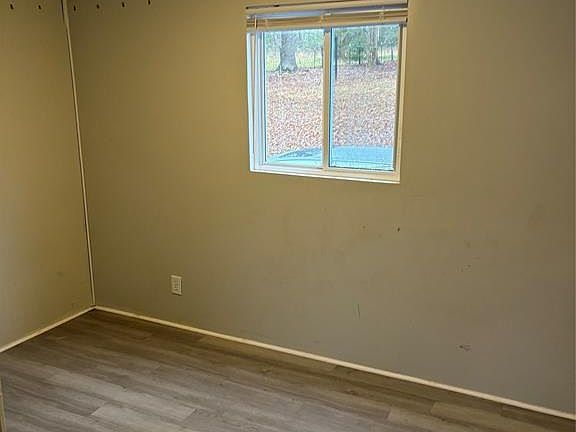 3rd image of 55 Smith Dr