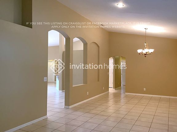 5th image of 2820 Laurel Leaf Dr