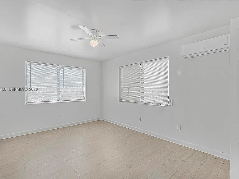 8031 Hawthorne Ave #1 — Photo 10
