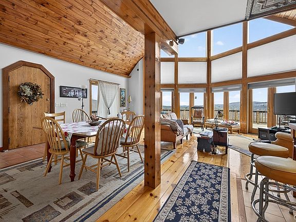 4th image of 4000 Bishop Hill Rd