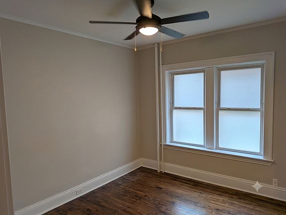 3rd image of 2300 Girard Ave S APT 102