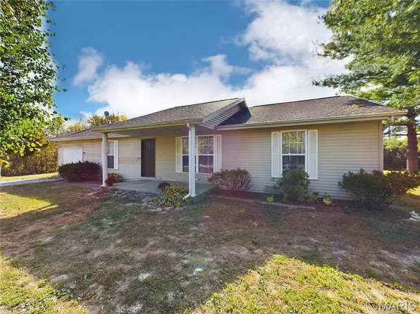 18630 Posen Rd, Nashville, IL 62263