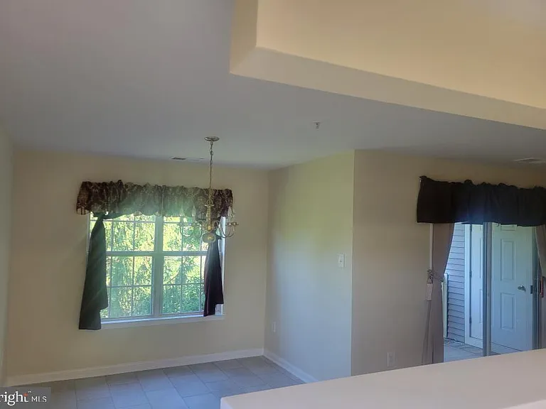 8813 Stoneridge Cir #202 — Photo 7