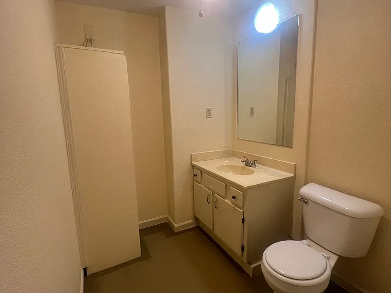288 Babbs Dr #288 — Photo 23