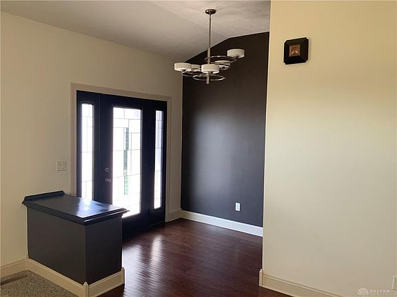 3rd image of 5610 Moss Creek Blvd