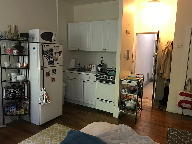80 Myrtle St #3 — Photo 2