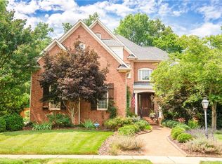 810 Northern Shores Ln, Greensboro, NC 27455