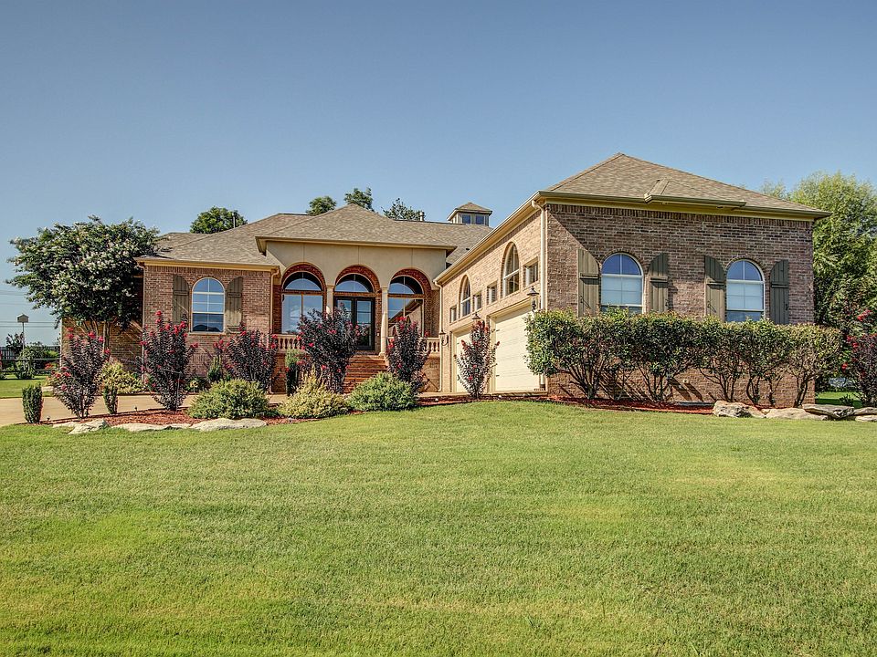 1st image of 12592 S Longhorn Ct W