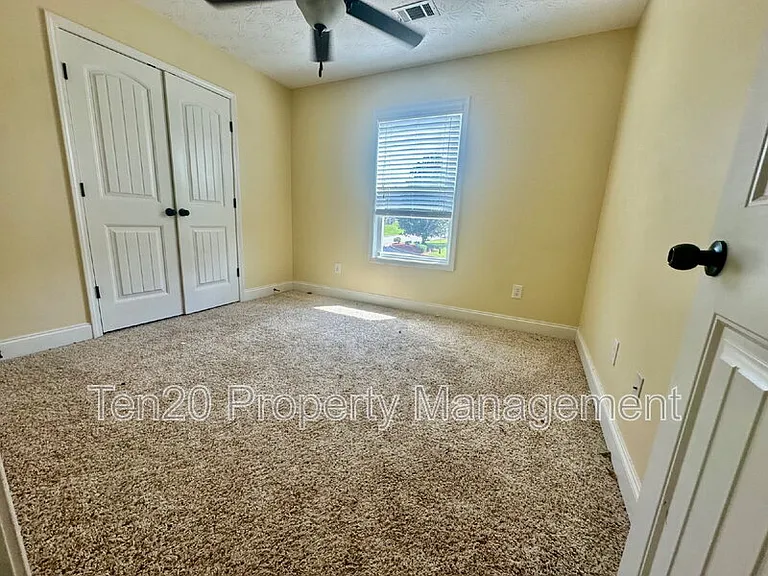 7471 Coppice Dr — Photo 7