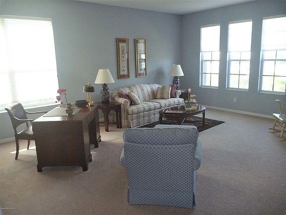 5th image of 251 Oyster Ln