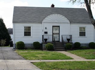 206 Rochester Dr, Louisville, KY 40214