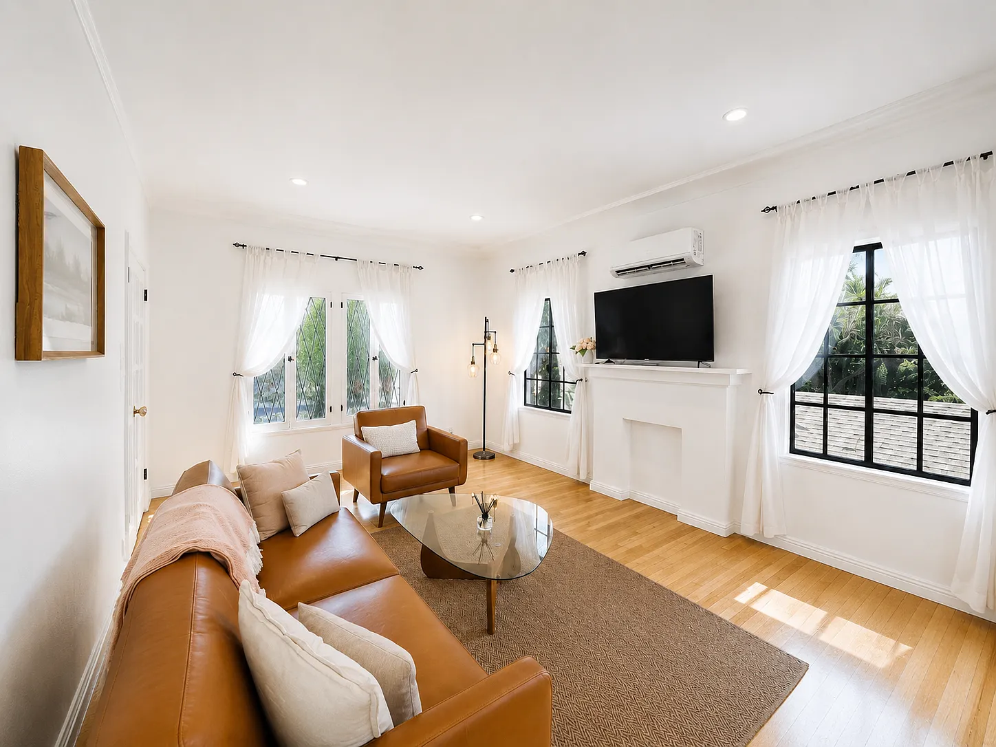 1 bed, 800 sqft, $4,200 — Photo 3