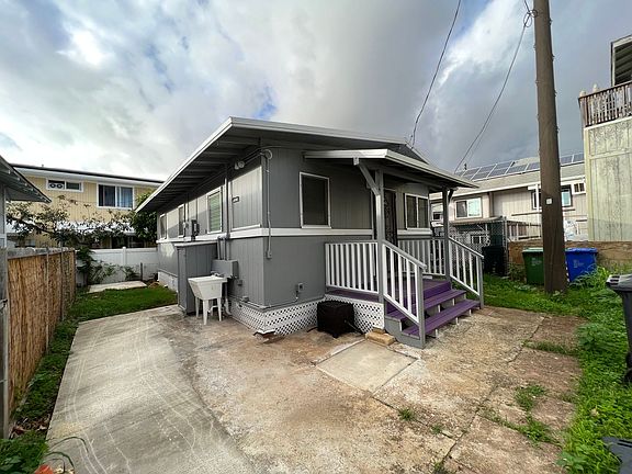 2nd image of 3046C Harding Ave