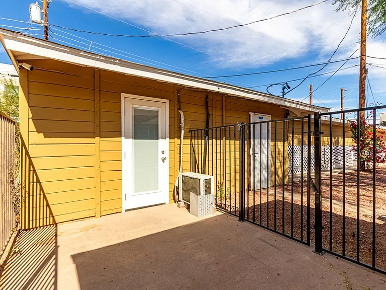 3636 E Verde Ln — Photo 19