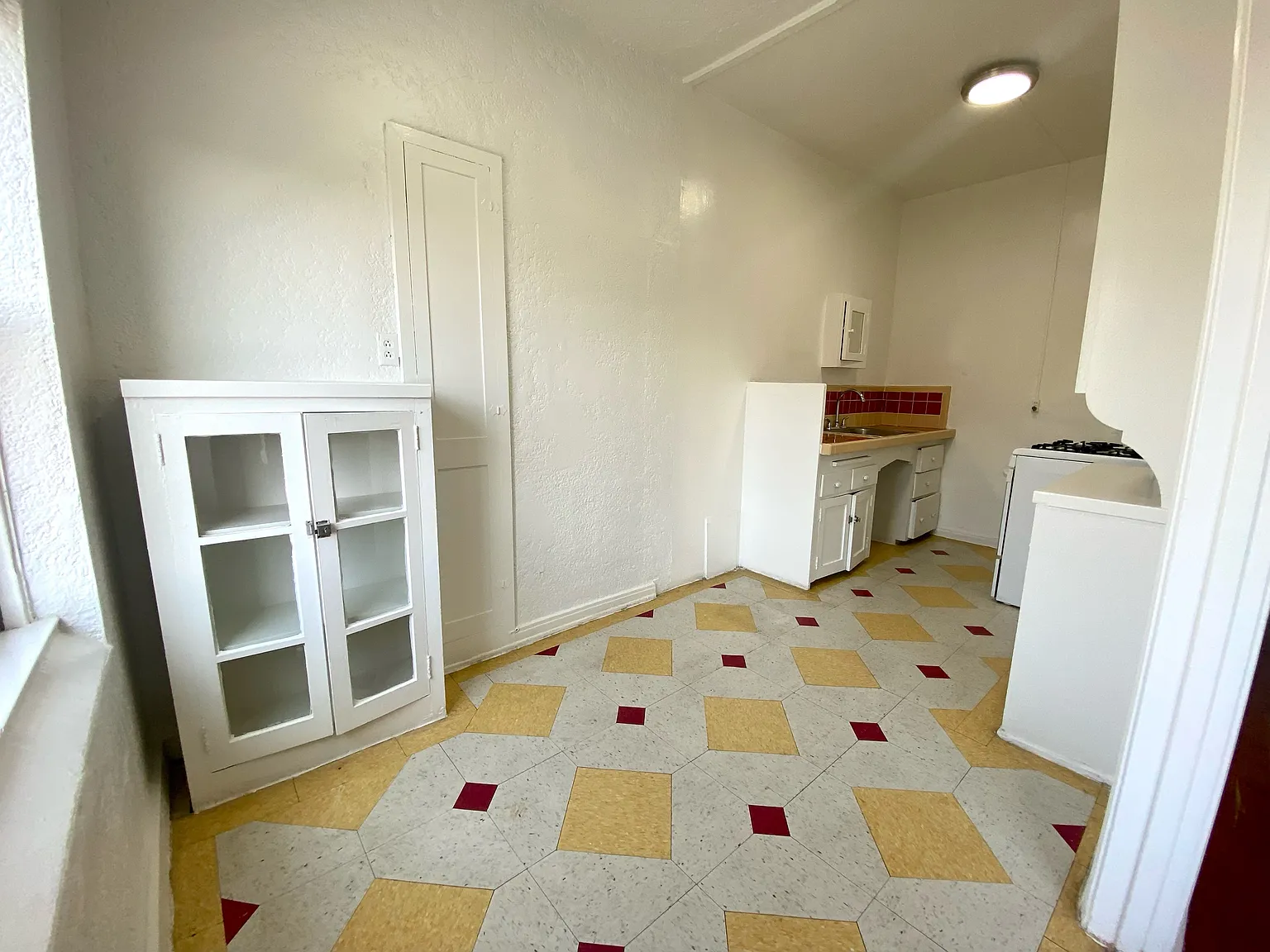 Gramercy Lofts — Photo 3