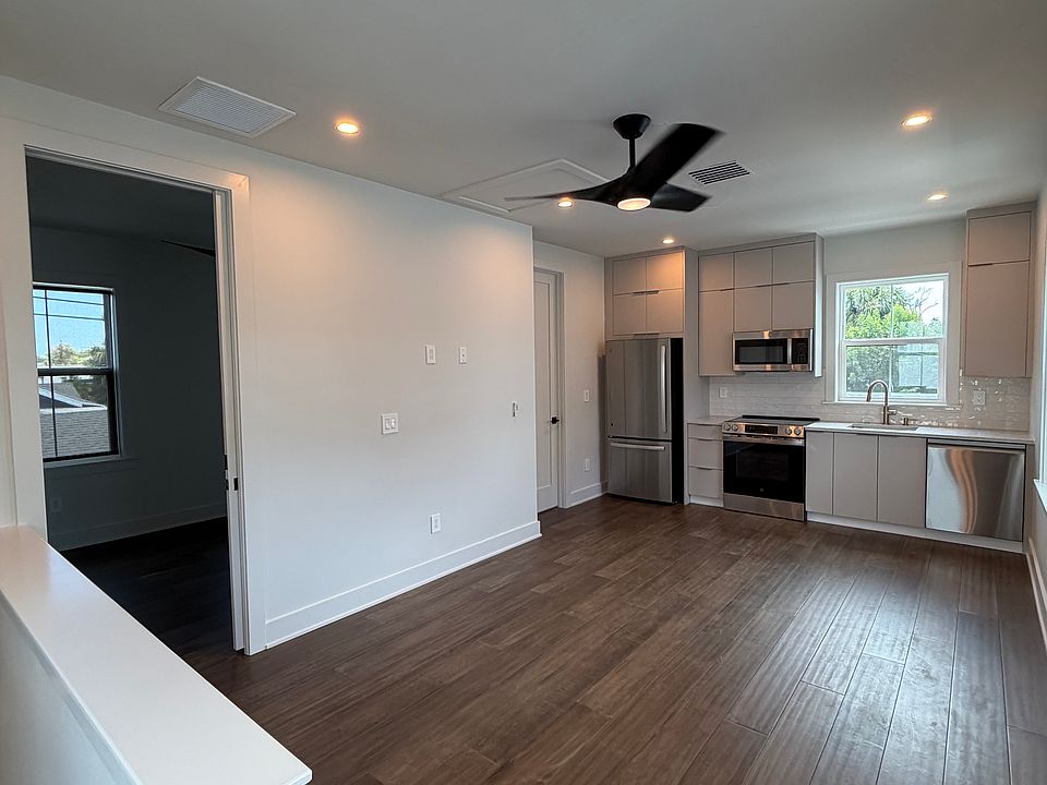 1st image of 2534 2nd Ave S #1/2