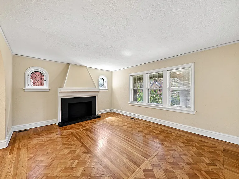 7315 Lindell Blvd #1 — Photo 7