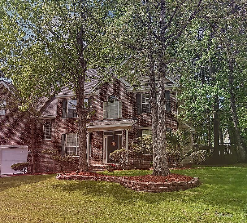 2nd image of 604 Fairway Forest Dr