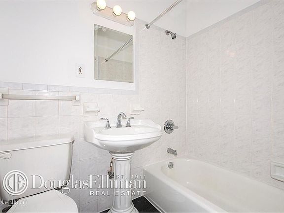 4th image of 73 W 11th St APT 3R