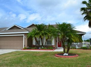 4321 Kingsfield Dr, Parrish, FL 34219
