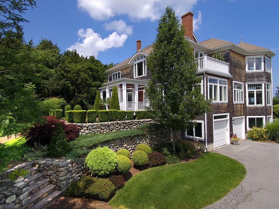 Essex River & Marsh Views!