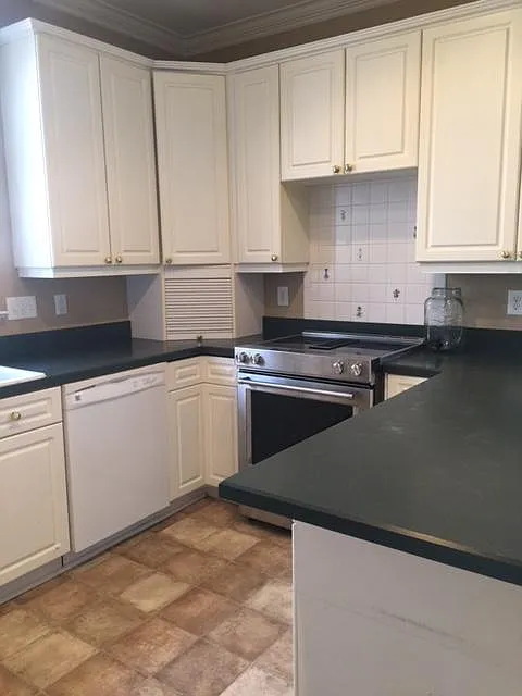 kitchen - Twelve Mile Creek Rd