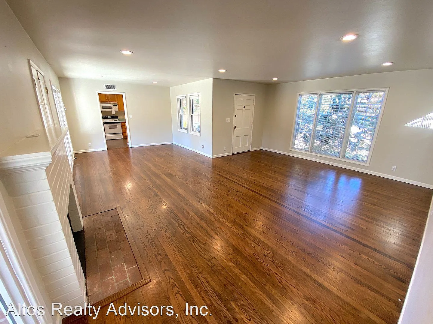450 Nimitz Ave photo 1