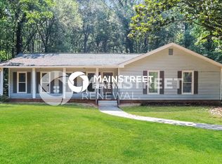 403 Hobo Ln, Woodstock, GA 30189
