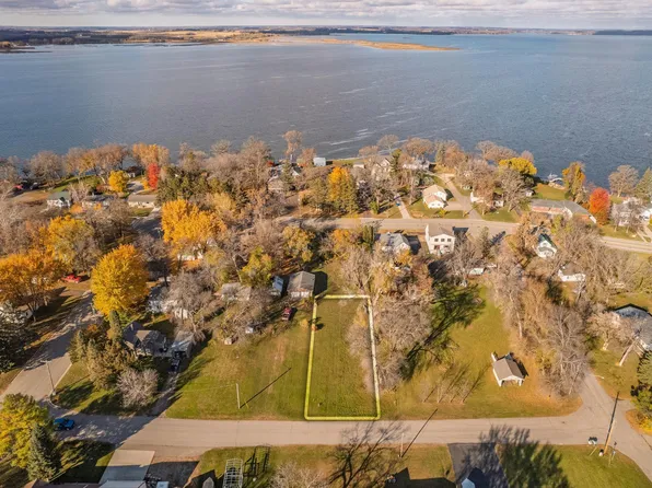 Main St E, Osakis, MN 56360