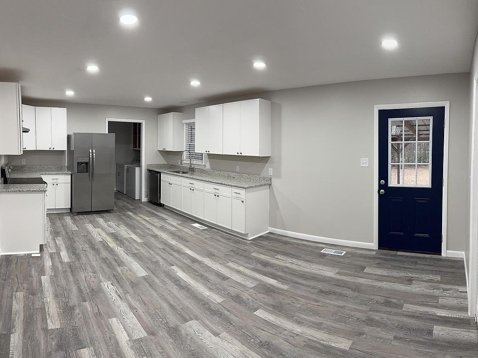 1st image of 108 Woodall Ln