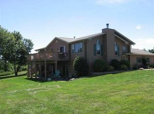 900 Kofmehl Rd, Iron River, MI 49935