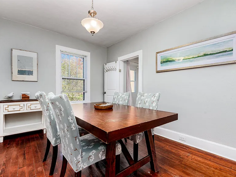 257 Gordon Pl — Photo 12
