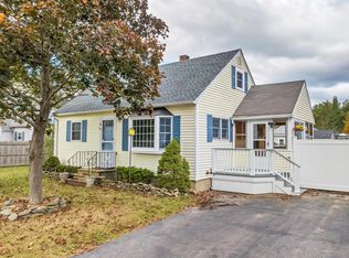 8 Oxbow Ln, Dover, NH 03820