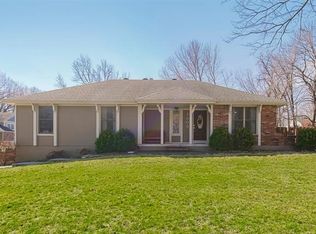 1608 SW Mic O Say Dr, Blue Springs, MO 64015