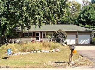 145 Lois Dr, Battle Creek, MI 49015