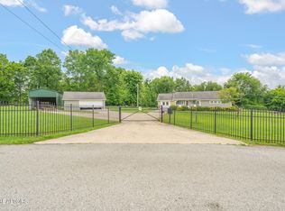 252 Harding Rd, Harriman, TN 37748