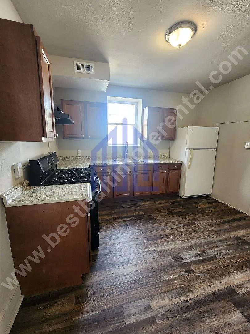 Cozy 3-Bedroom Rental with In-Unit Washer & Dryer | $1,400/Month — Photo 2