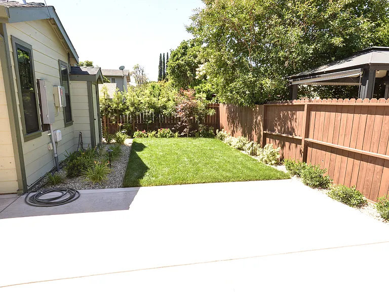 3977 Somerset Ave #1 — Photo 22