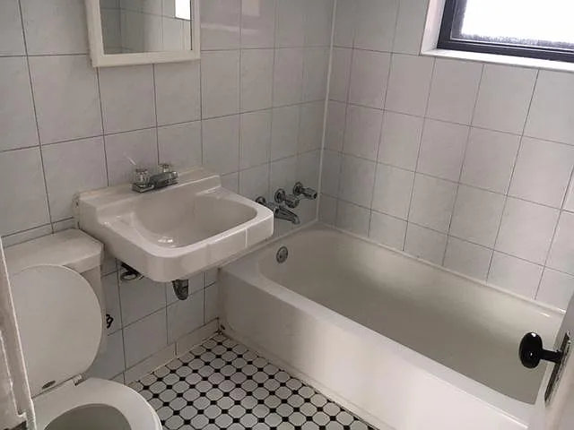 2000 N Mohawk St #5403W — Photo 9