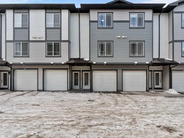 95 E Skyview Close NE #908, Calgary, AB T3N 1X2