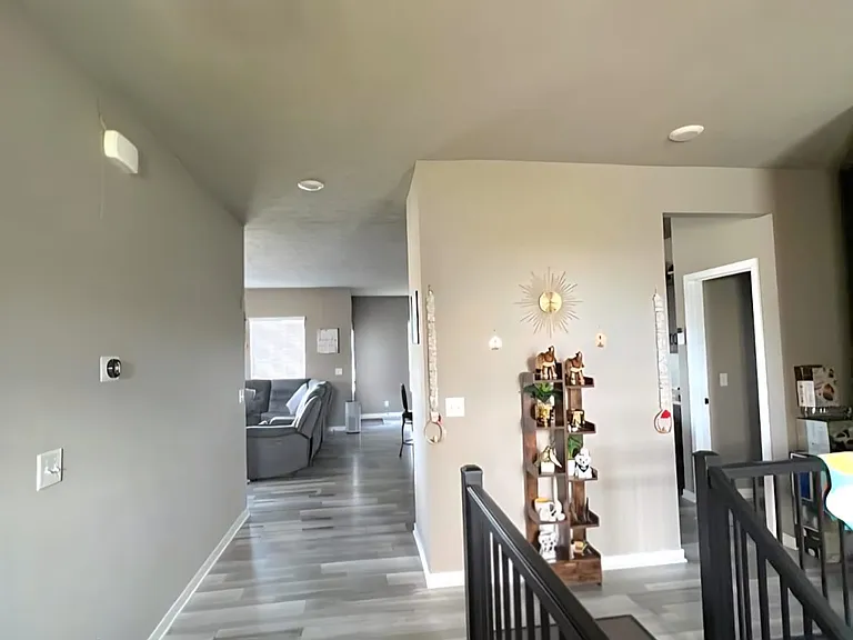 5708 N 181st Ave — Photo 3