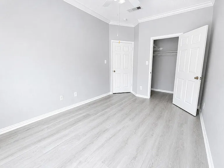9400 Bellaire Blvd #205 — Photo 6