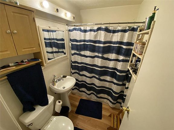 5th image of 8501 Ruskin Way
