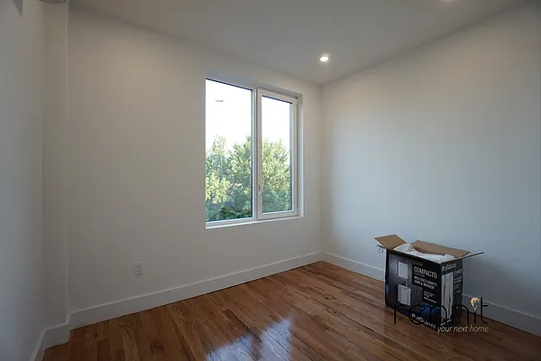 Rented by Rennit Inc. | media 8