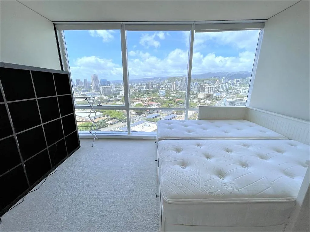 Building Photo - 1288 Kapiolani Blvd #I-2901